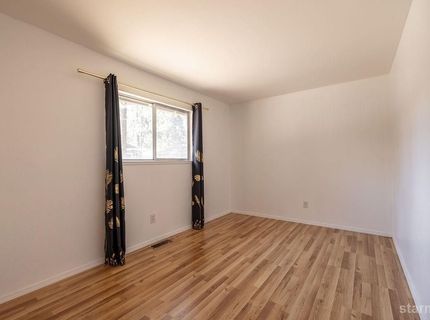 853 Alameda Avenue, South Lake Tahoe, CA 96150 Photo