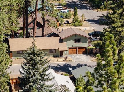 853 Alameda Avenue, South Lake Tahoe, CA 96150 Photo