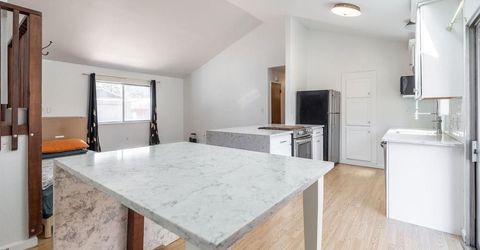 853 Alameda Avenue, South Lake Tahoe, CA 96150 Photo