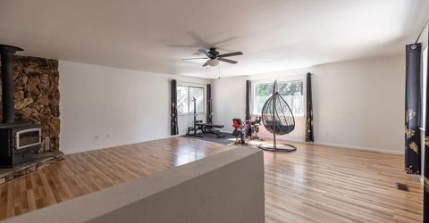853 Alameda Avenue, South Lake Tahoe, CA 96150 Photo