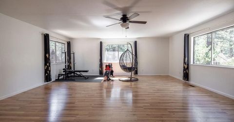 853 Alameda Avenue, South Lake Tahoe, CA 96150 Photo