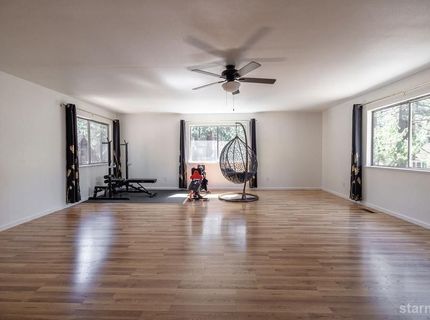 853 Alameda Avenue, South Lake Tahoe, CA 96150 Photo
