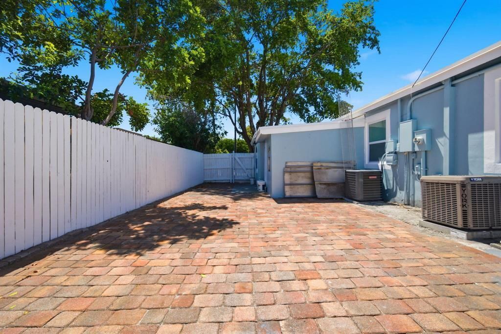 1517 NE 53rd Court, Pompano Beach, FL 33064 Photo
