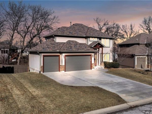 1236 Vivian Drive, Warrensburg, MO 64093
