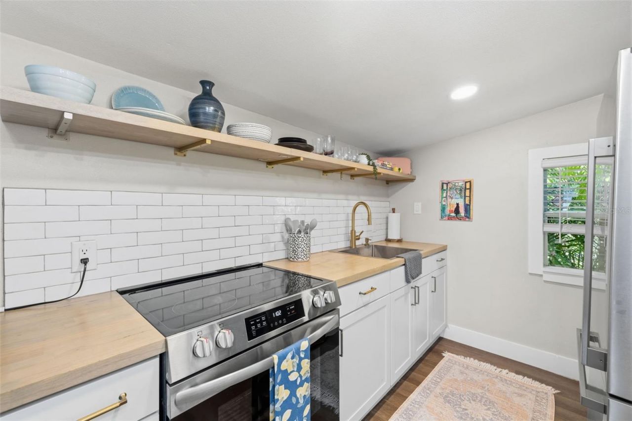 236 W North Street , Tampa, FL 33604 Photo