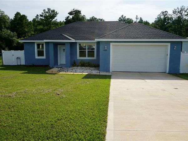 32831 FOREST AVENUE , LEESBURG, FL 34788