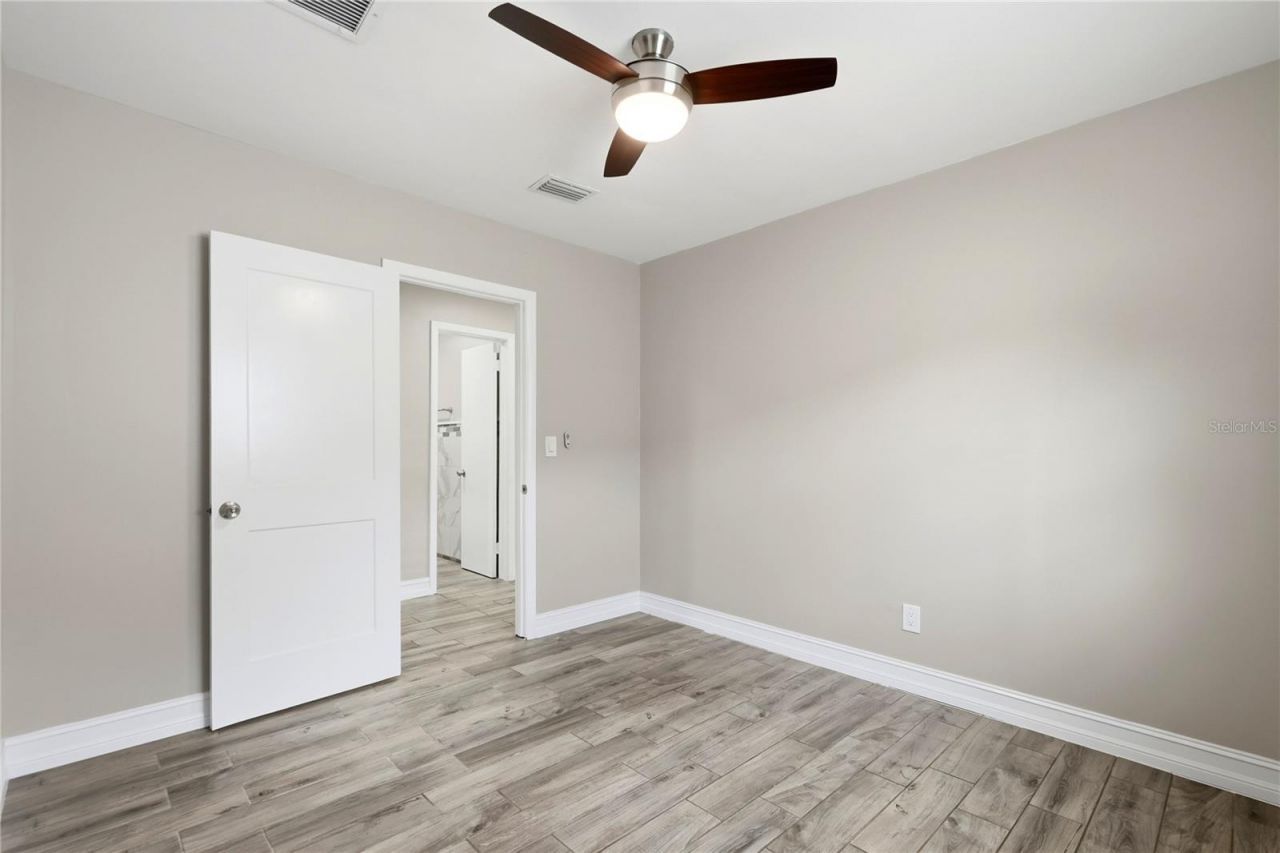 6810 Livingston Avenue N, Saint Petersburg, FL 33702 Photo