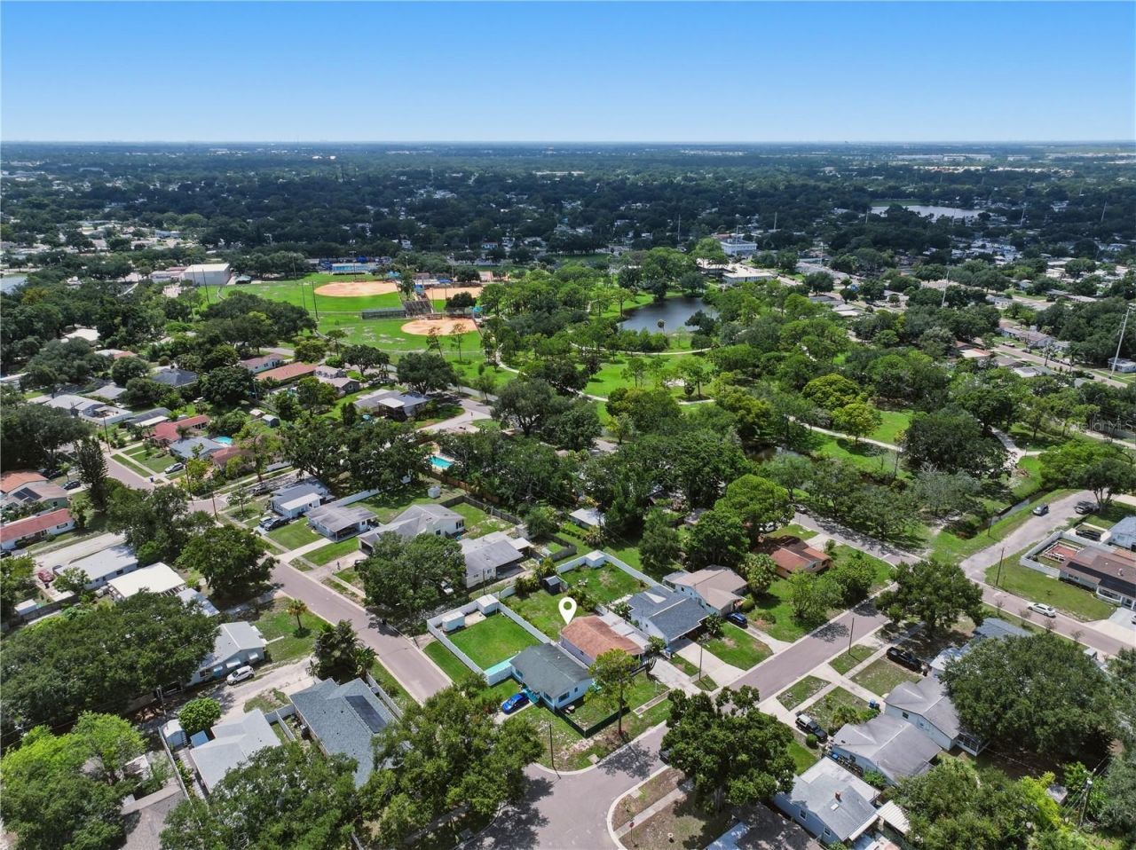 6810 Livingston Avenue N, Saint Petersburg, FL 33702 Photo