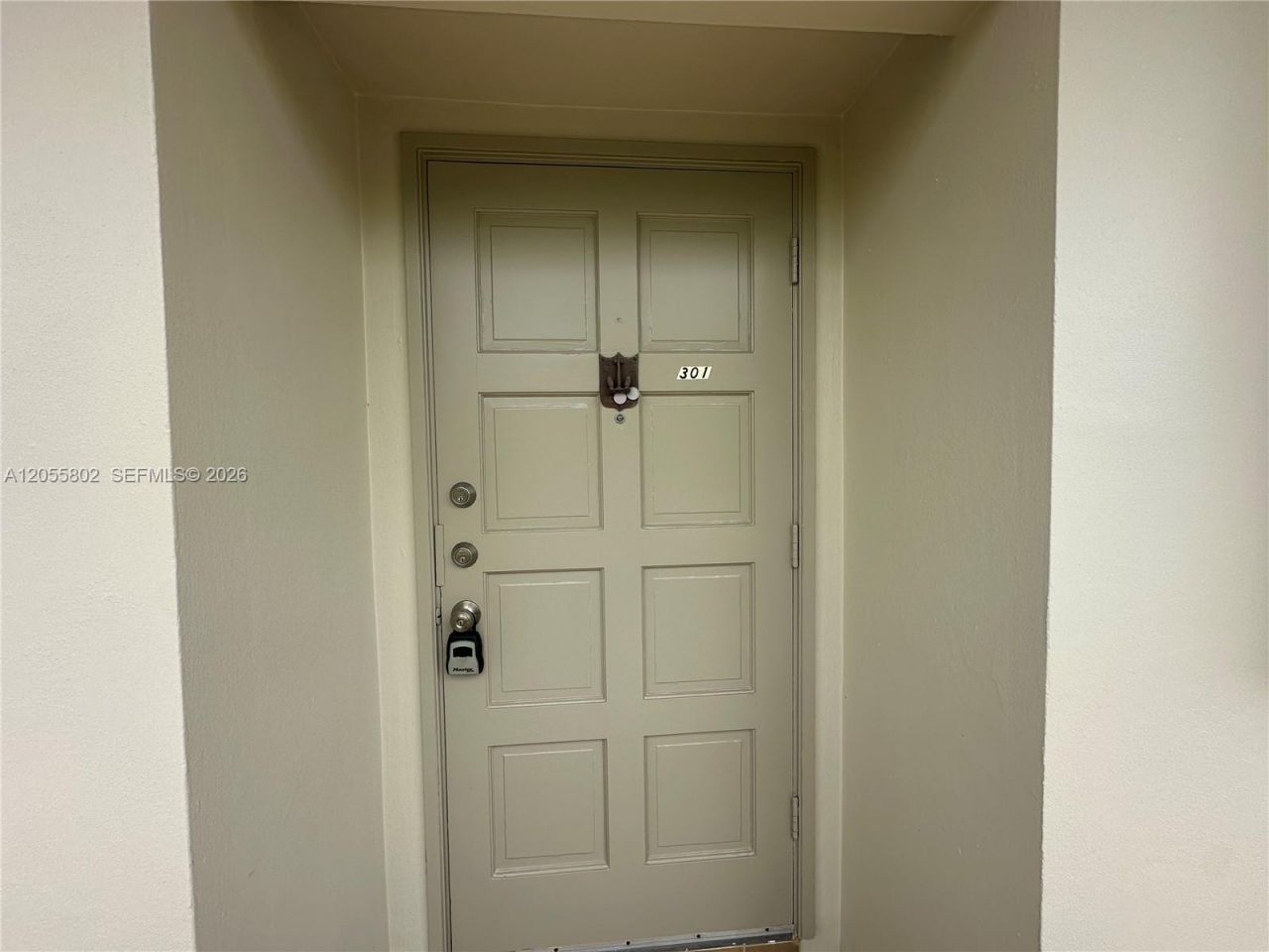6731 Cypress Rd , Unit 301, Plantation, FL 33317 Photo