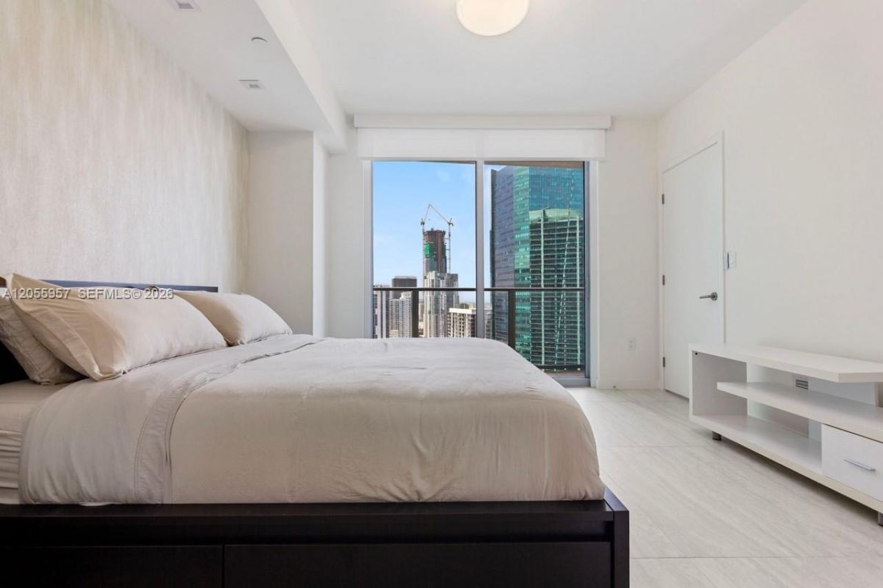 77 SE 5th Street , Unit 3902, Miami, FL 33131 Photo