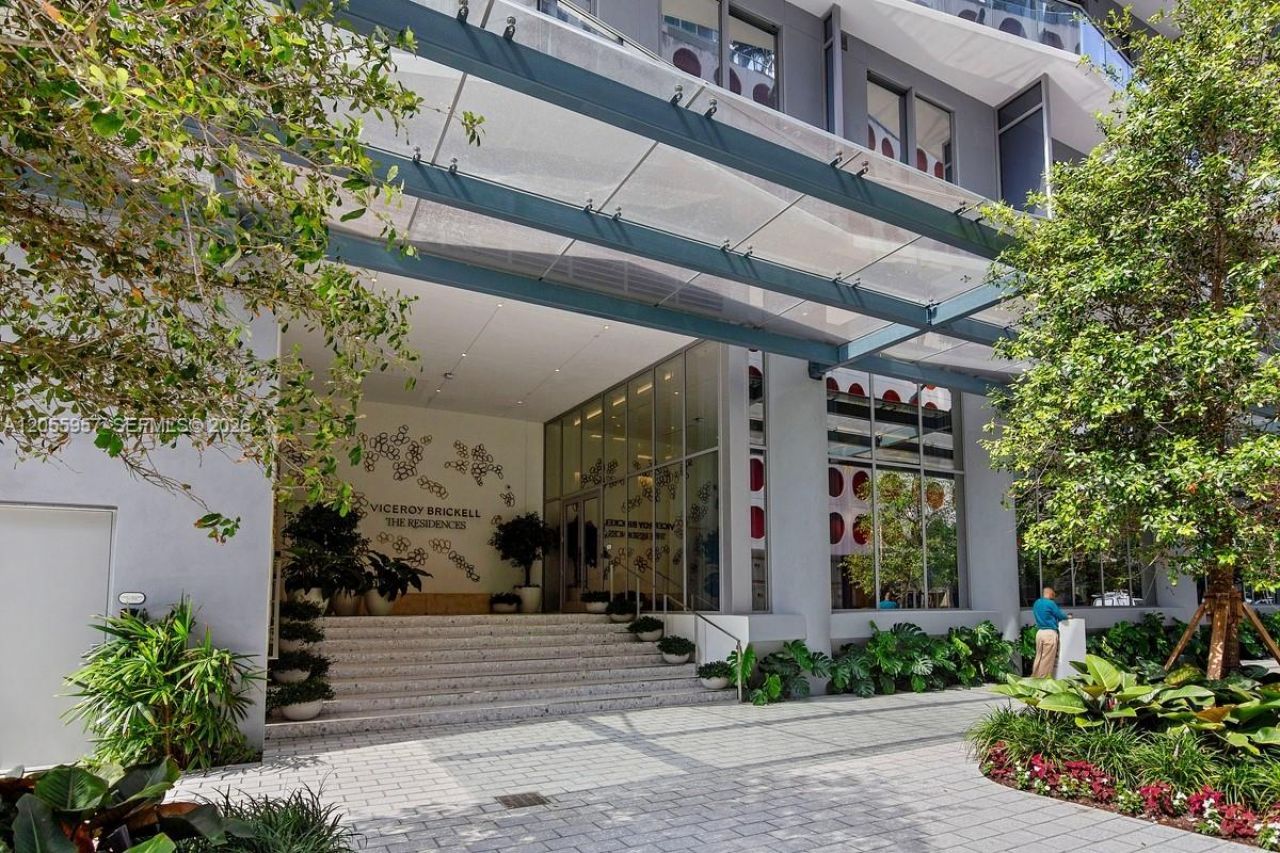 77 SE 5th Street , Unit 3902, Miami, FL 33131 Photo