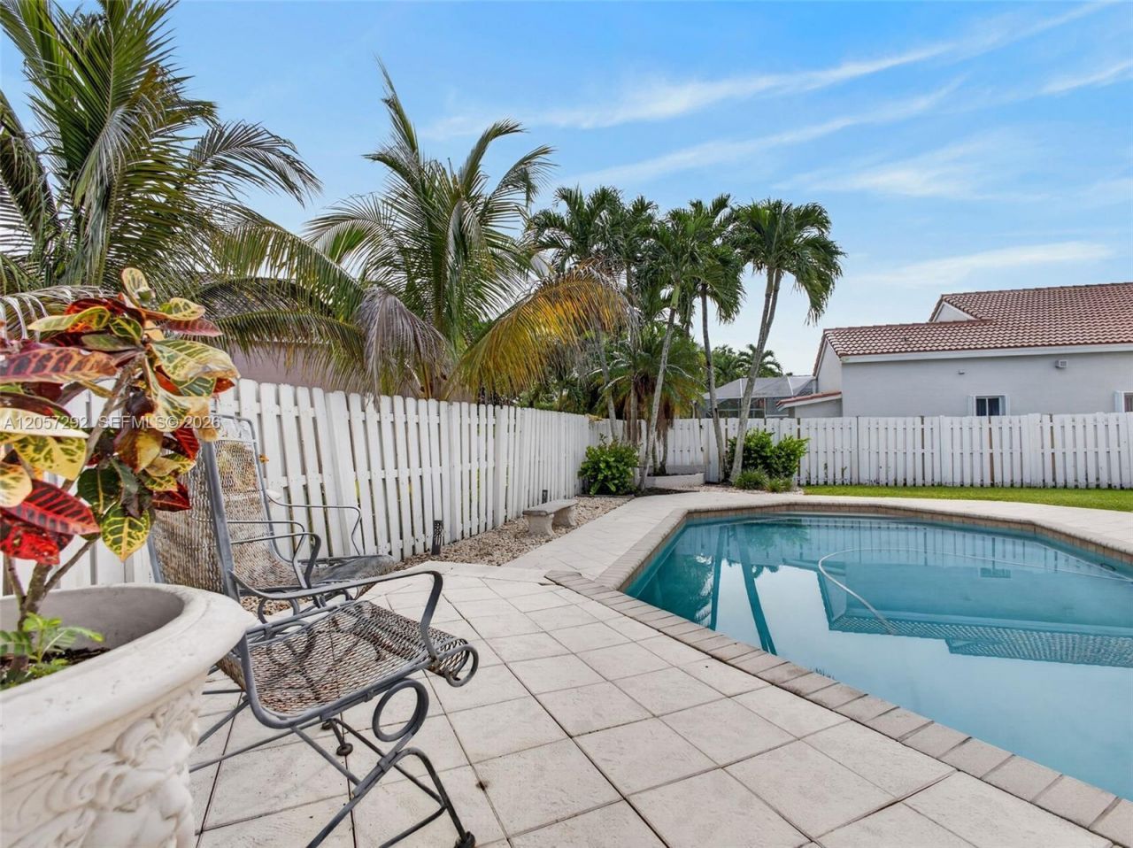1012 Cedar Falls Dr, Weston, FL 33327 Photo