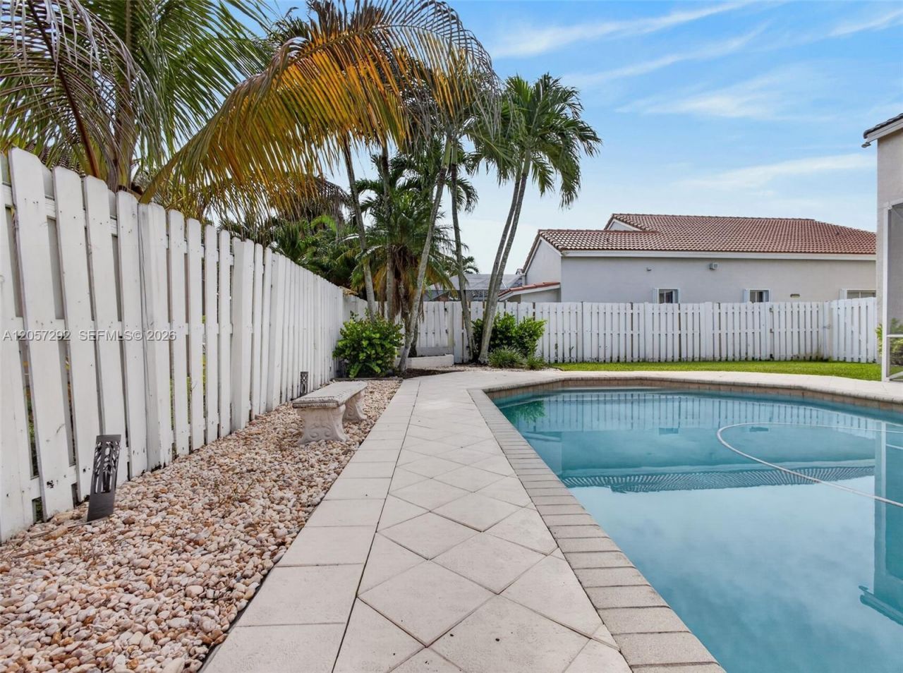 1012 Cedar Falls Dr, Weston, FL 33327 Photo