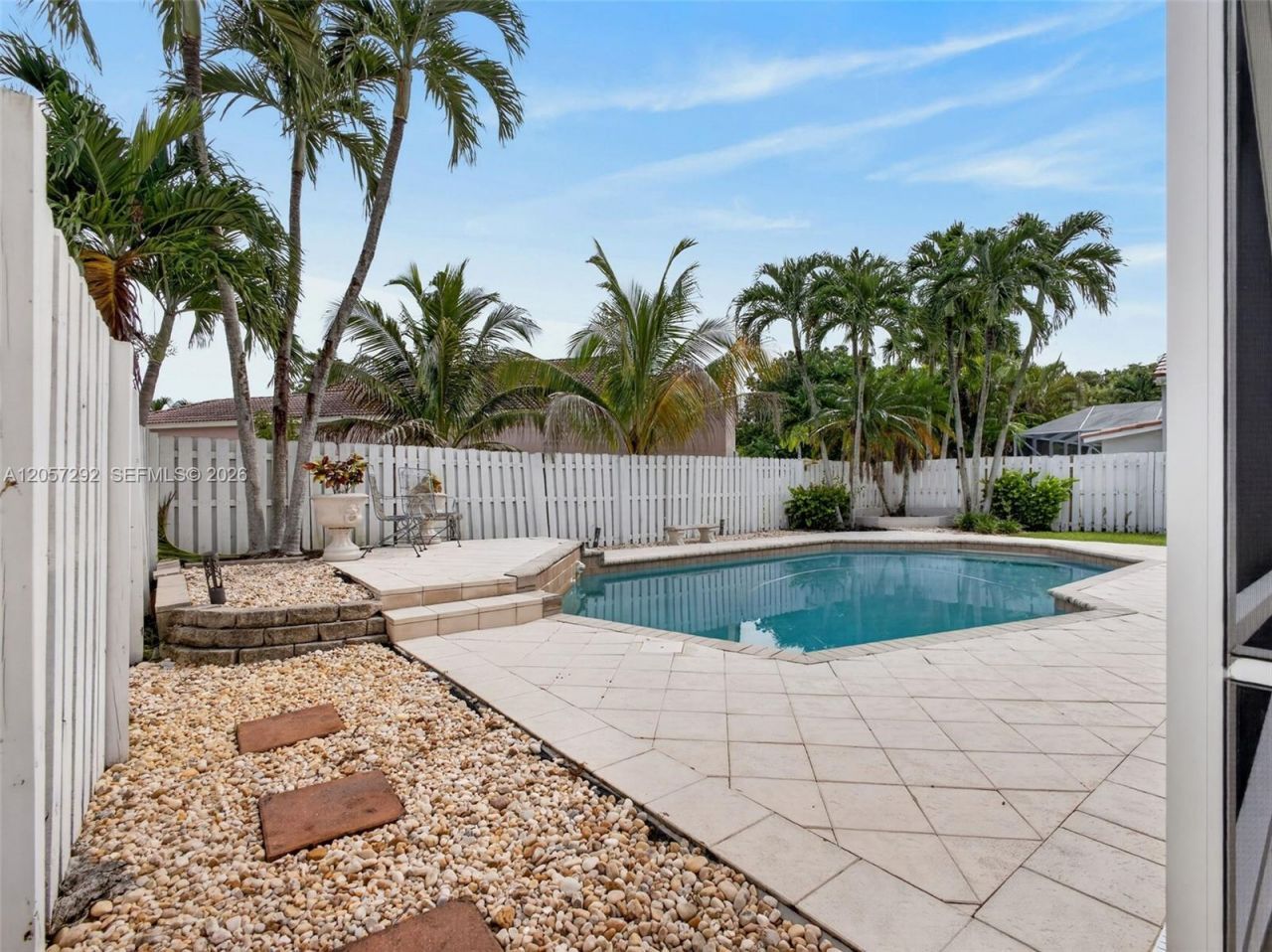 1012 Cedar Falls Dr, Weston, FL 33327 Photo