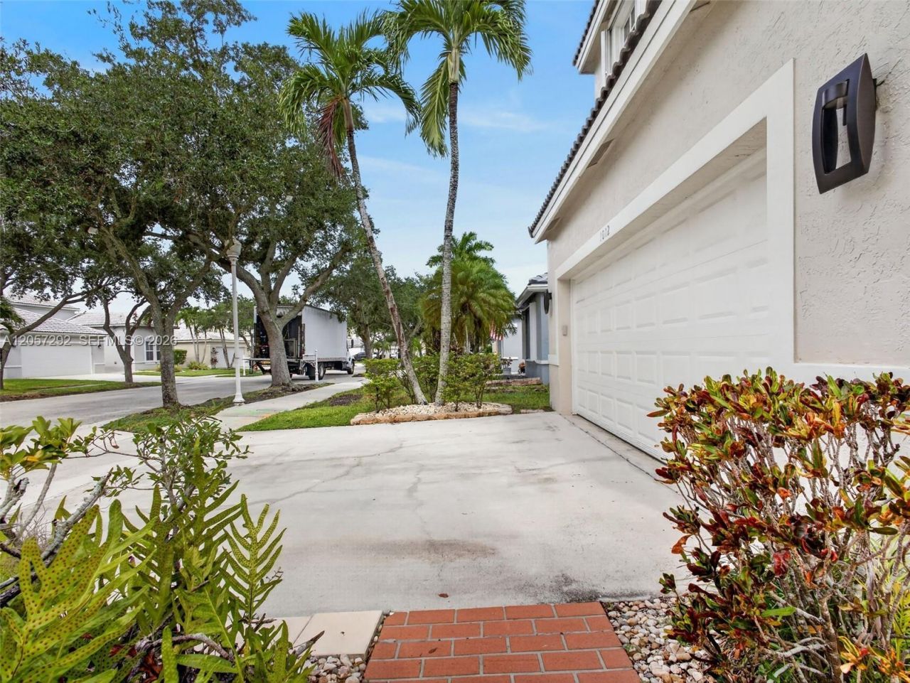 1012 Cedar Falls Dr, Weston, FL 33327 Photo
