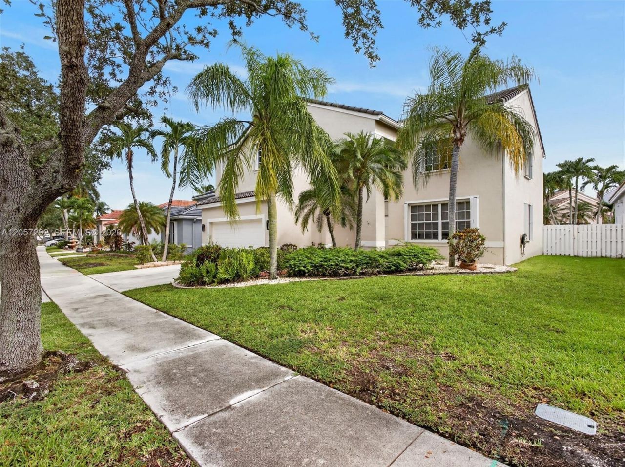 1012 Cedar Falls Dr, Weston, FL 33327 Photo