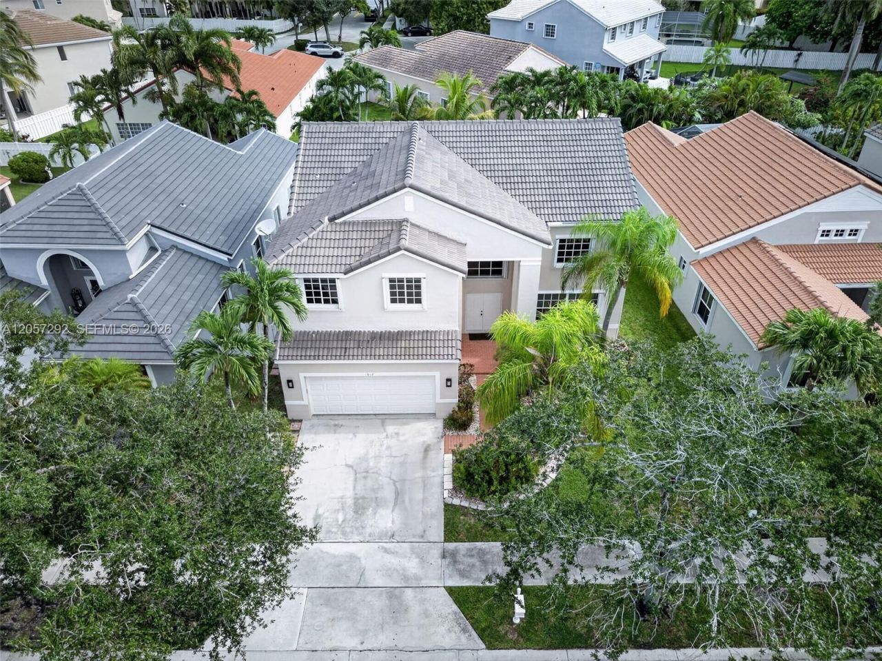 1012 Cedar Falls Dr, Weston, FL 33327 Photo