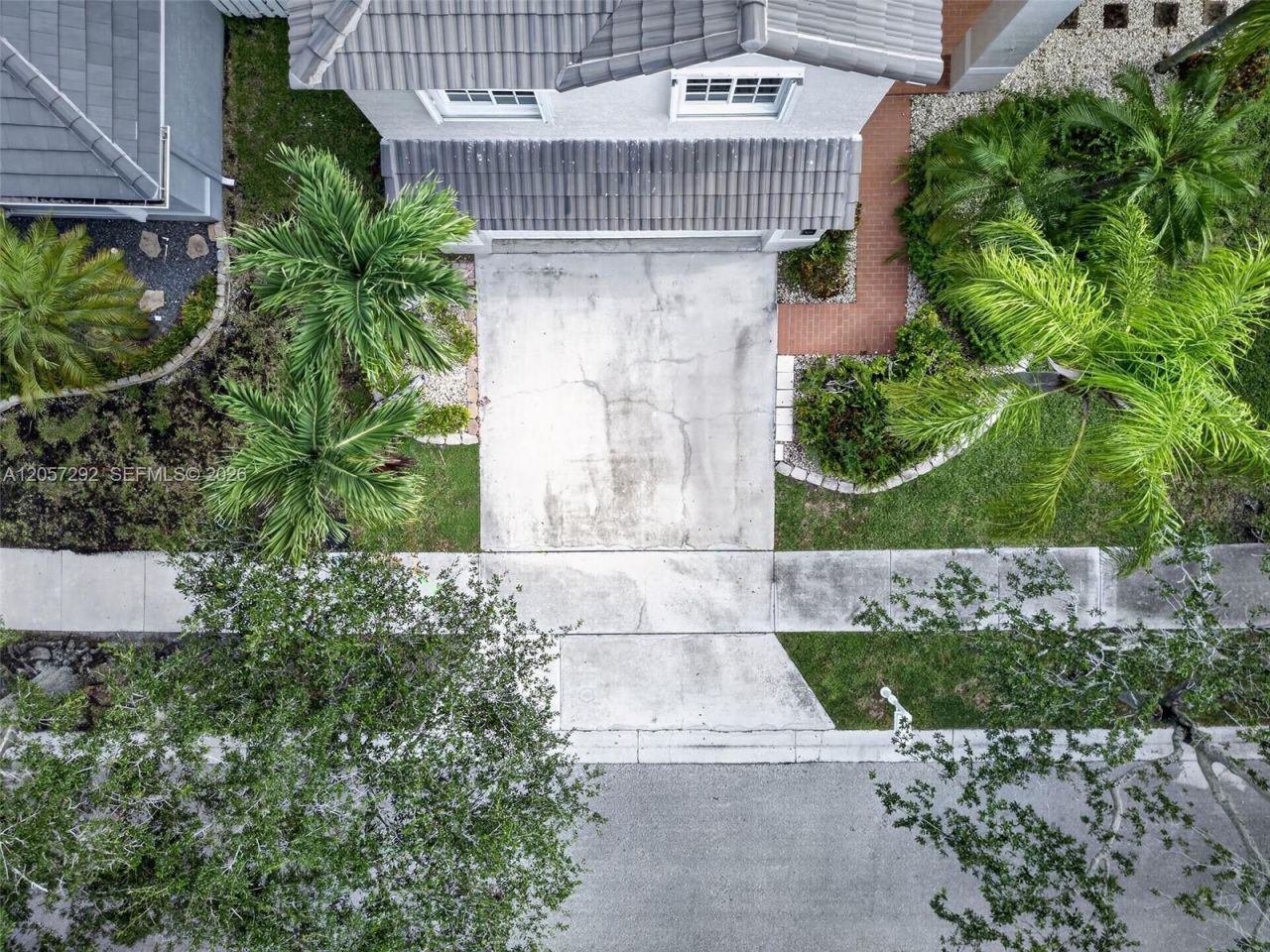 1012 Cedar Falls Dr, Weston, FL 33327 Photo