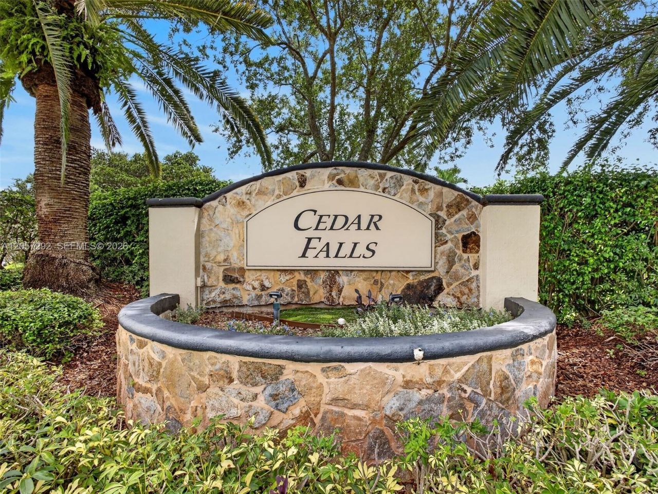 1012 Cedar Falls Dr, Weston, FL 33327 Photo