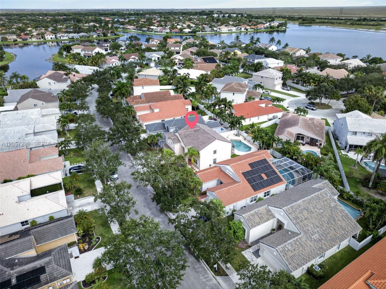 1012 Cedar Falls Dr, Weston, FL 33327 Photo