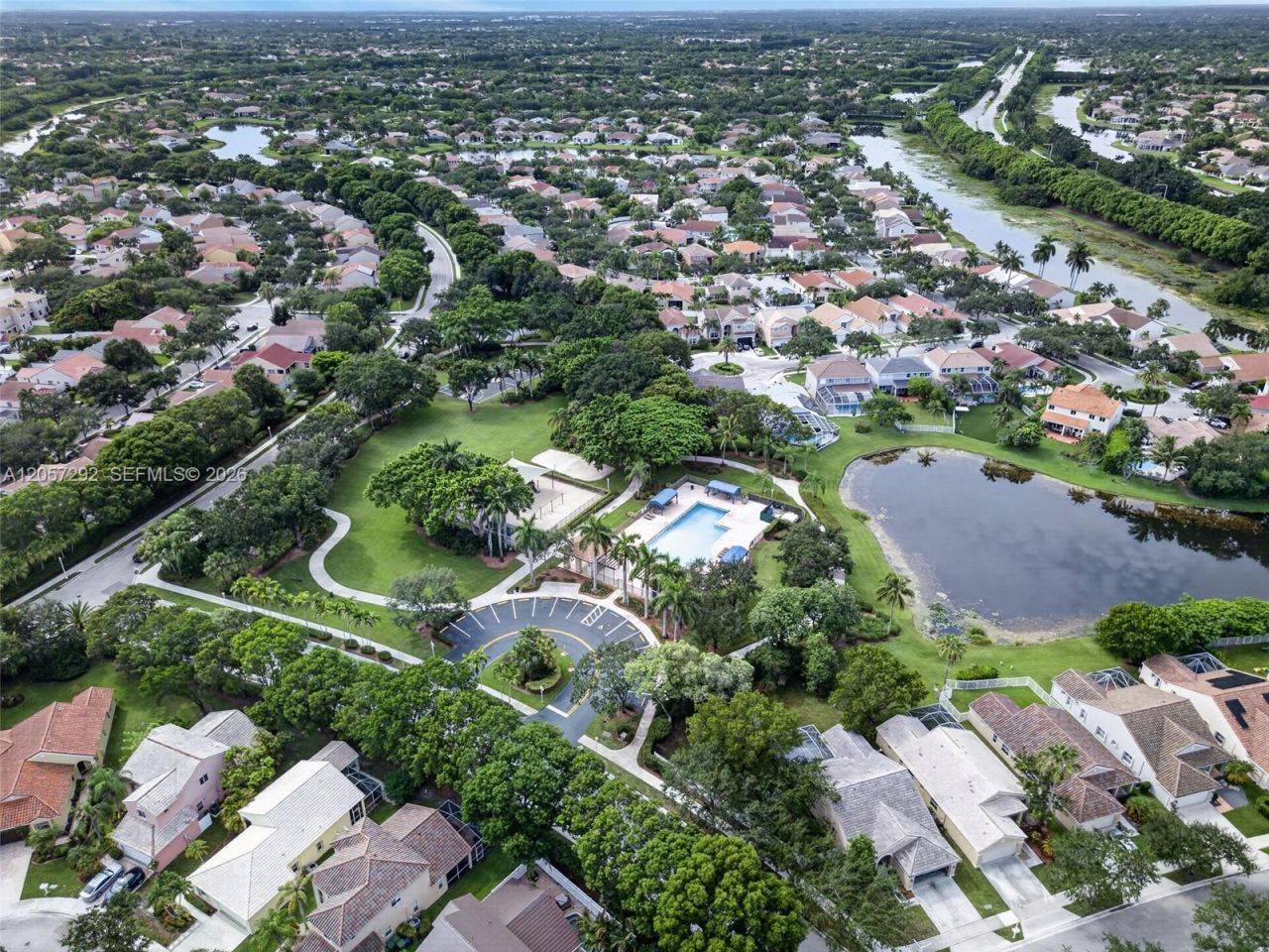 1012 Cedar Falls Dr, Weston, FL 33327 Photo