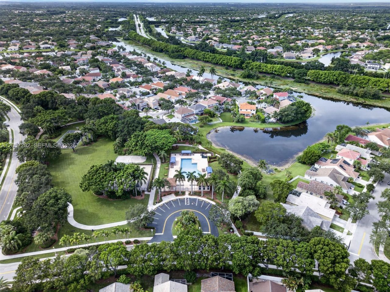 1012 Cedar Falls Dr, Weston, FL 33327 Photo