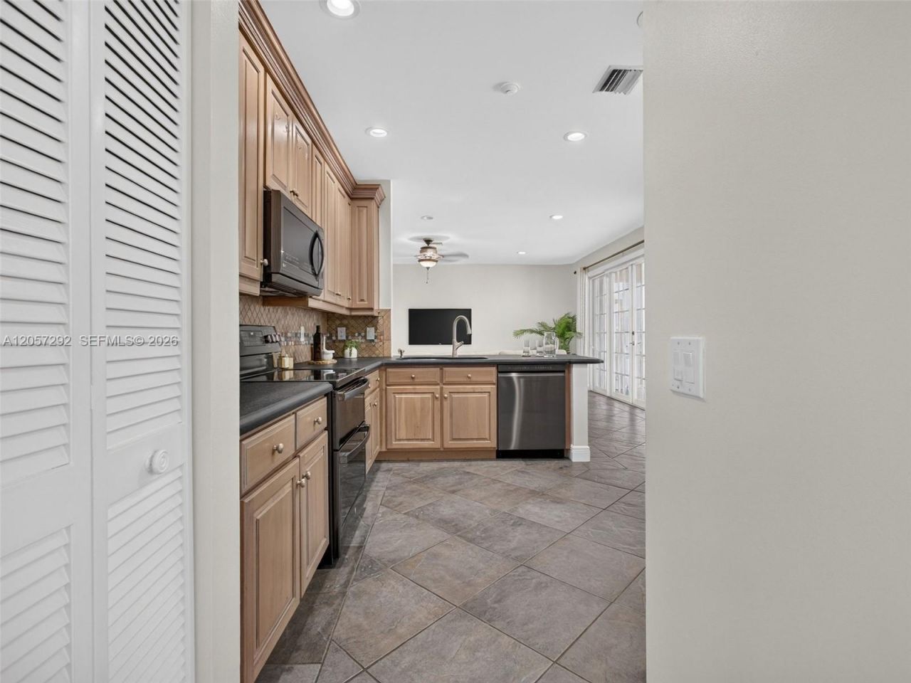 1012 Cedar Falls Dr, Weston, FL 33327 Photo