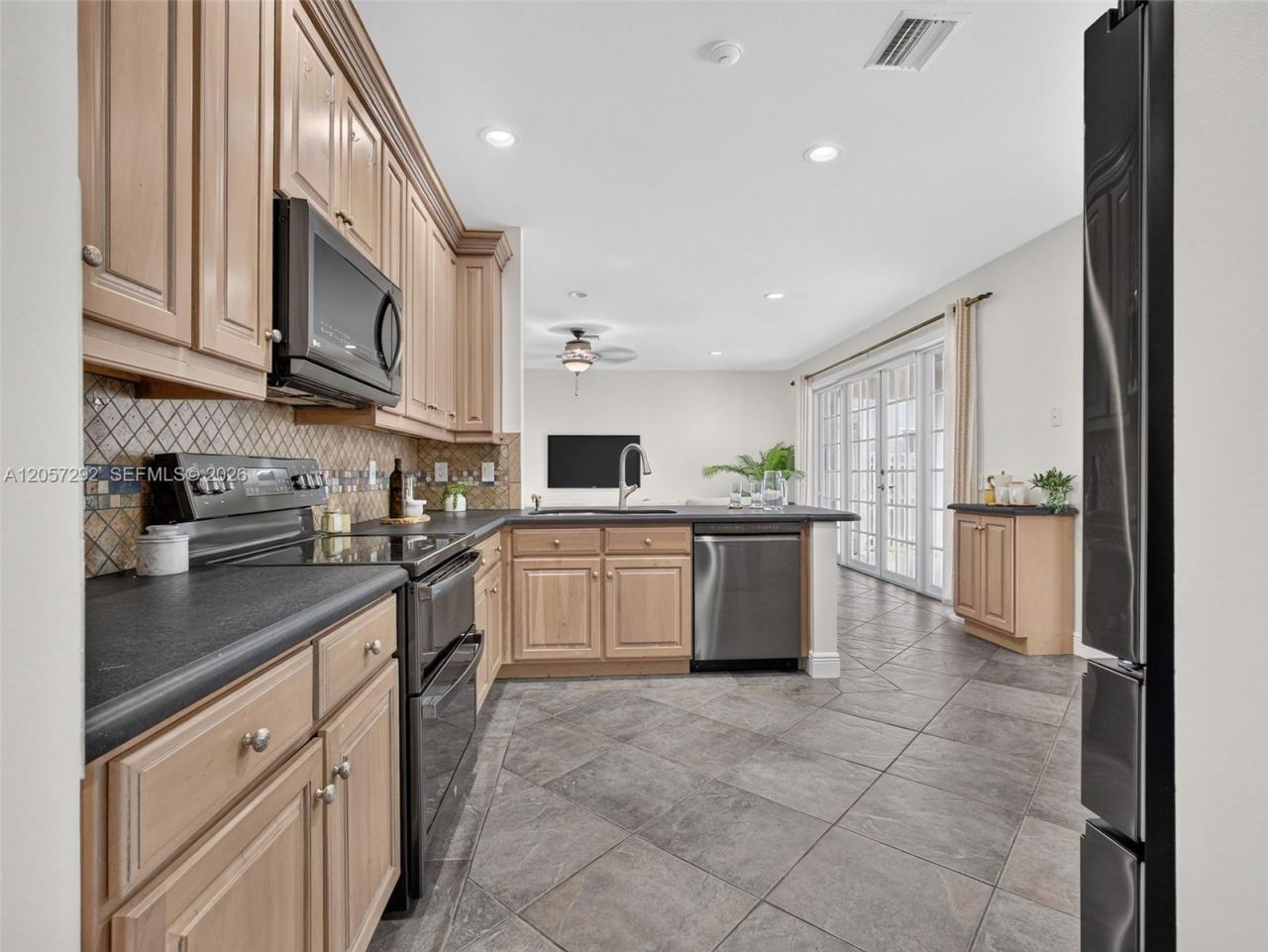 1012 Cedar Falls Dr, Weston, FL 33327 Photo