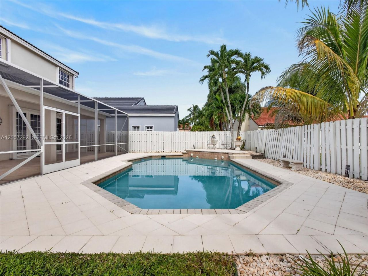1012 Cedar Falls Dr, Weston, FL 33327 Photo