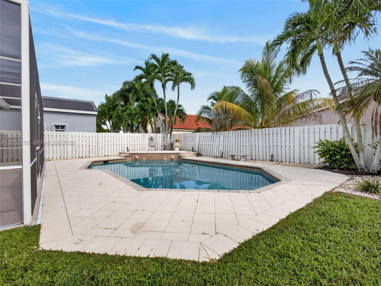 1012 Cedar Falls Dr, Weston, FL 33327 Photo