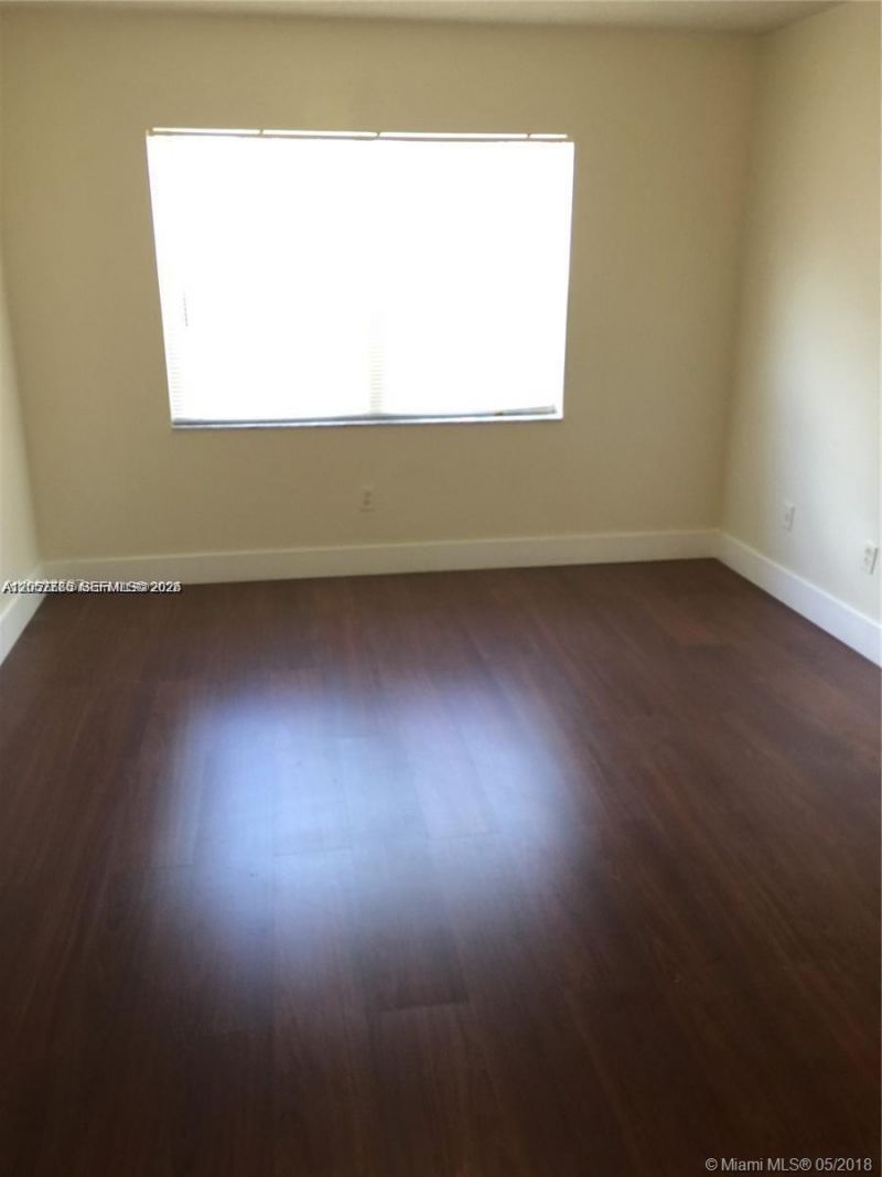 6540 W 27th Ct , Unit 56-22, Hialeah, FL 33016 Photo