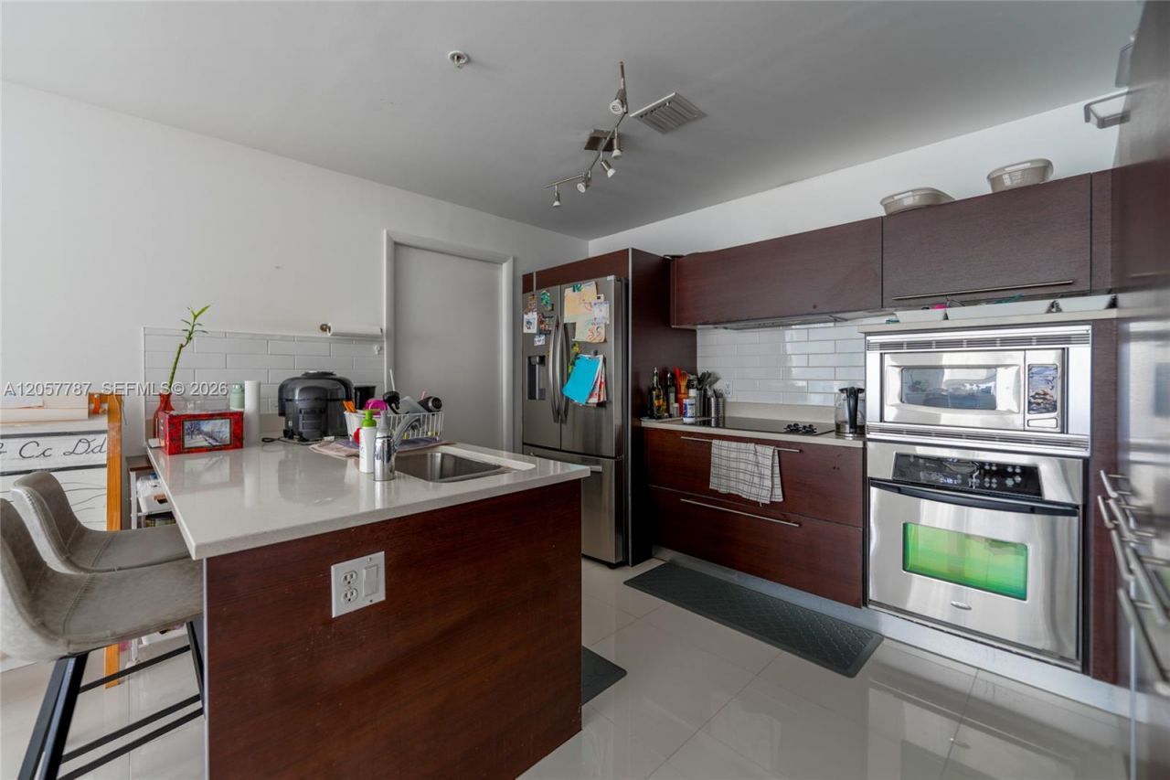 1900 N Bayshore Dr , Unit 3612, Miami, FL 33132 Photo