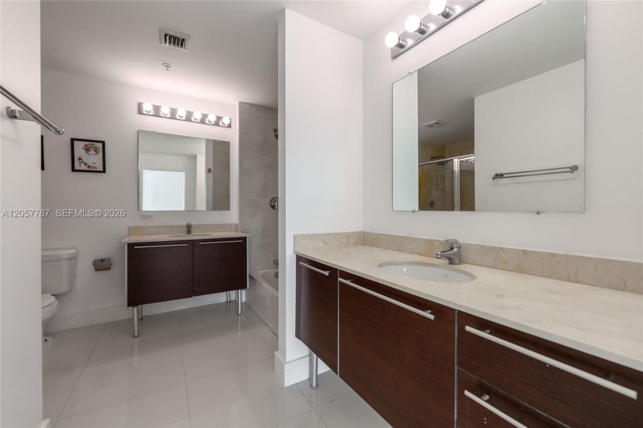 1900 N Bayshore Dr, Unit 3612, Miami, FL 33132 Photo