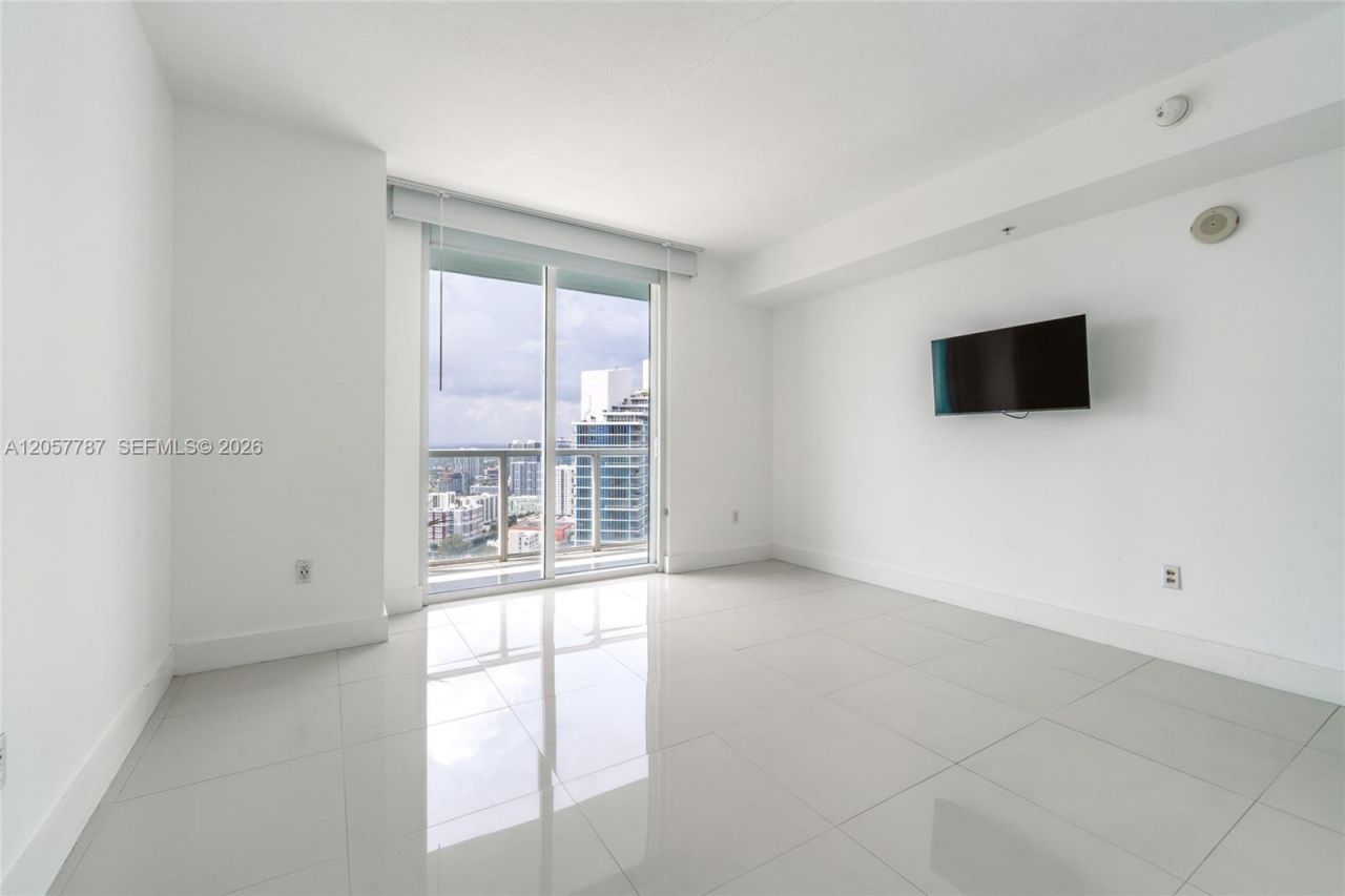 1900 N Bayshore Dr, Unit 3612, Miami, FL 33132 Photo