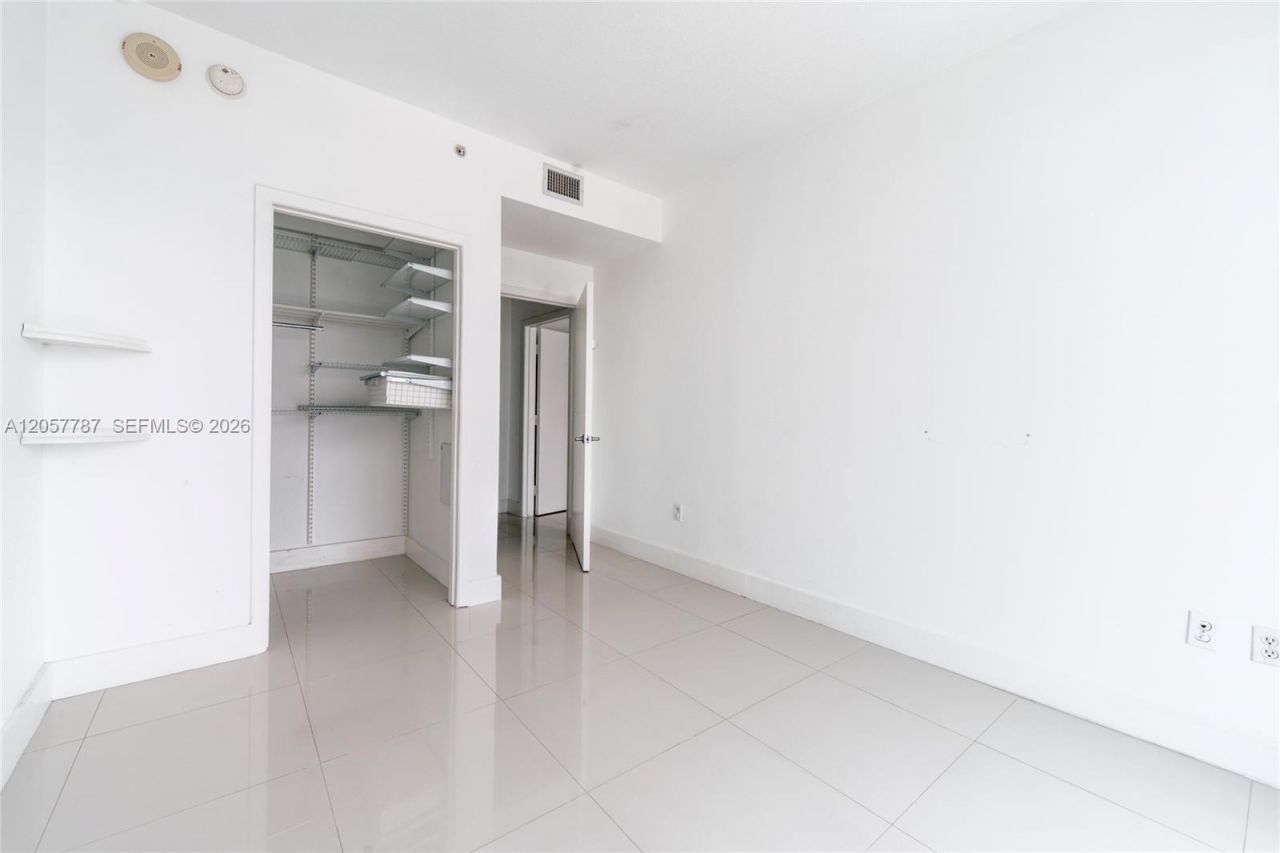 1900 N Bayshore Dr, Unit 3612, Miami, FL 33132 Photo