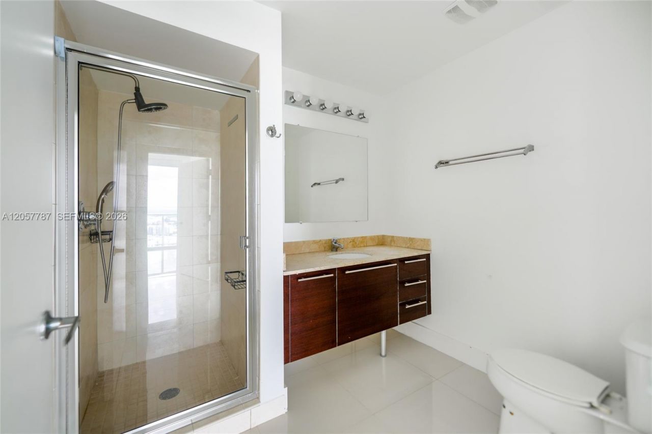 1900 N Bayshore Dr, Unit 3612, Miami, FL 33132 Photo