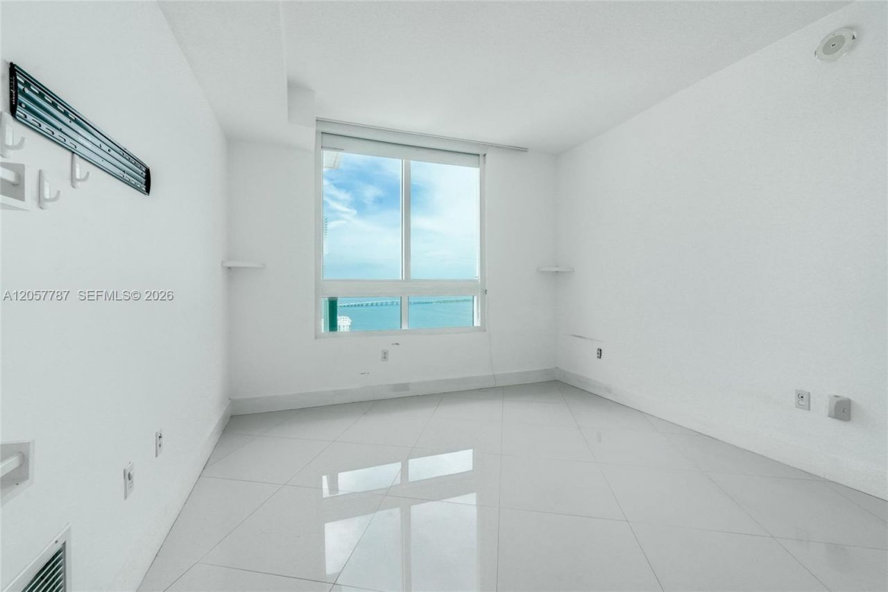 1900 N Bayshore Dr, Unit 3612, Miami, FL 33132 Photo