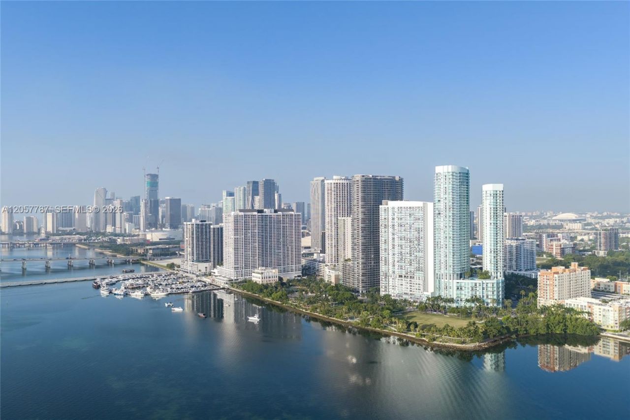 1900 N Bayshore Dr, Unit 3612, Miami, FL 33132 Photo