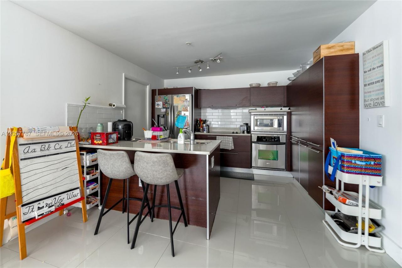 1900 N Bayshore Dr , Unit 3612, Miami, FL 33132 Photo