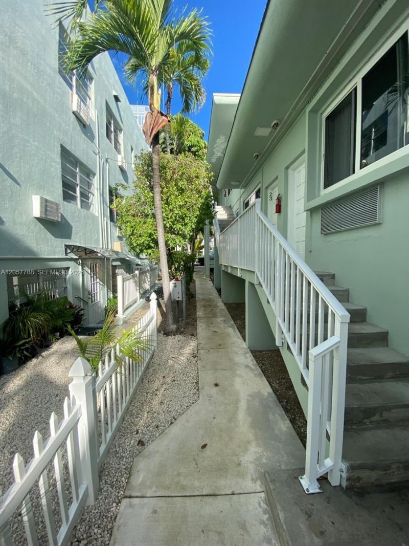 9056 Collins Ave , Unit 23, Surfside, FL 33154 Photo