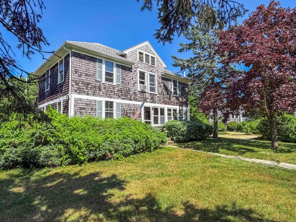 41 Edgartown Road , Vineyard Haven, MA 02568