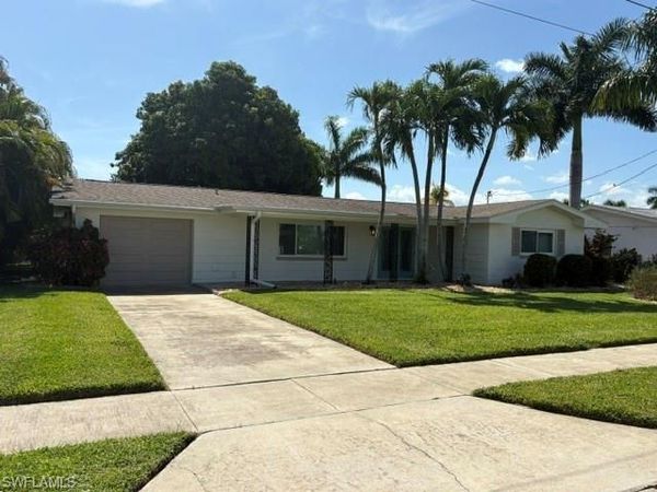 4431 N Pacific CIR, NORTH FORT MYERS, FL 33903