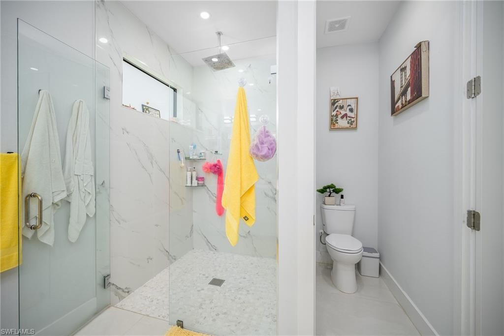 920 SE 15th Ter, Cape Coral, FL 33990 Photo