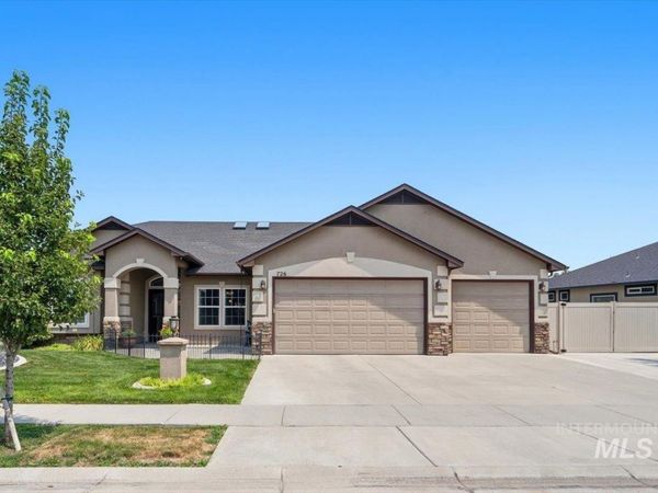 726 W Arbor Pointe Way, Nampa, ID 83686