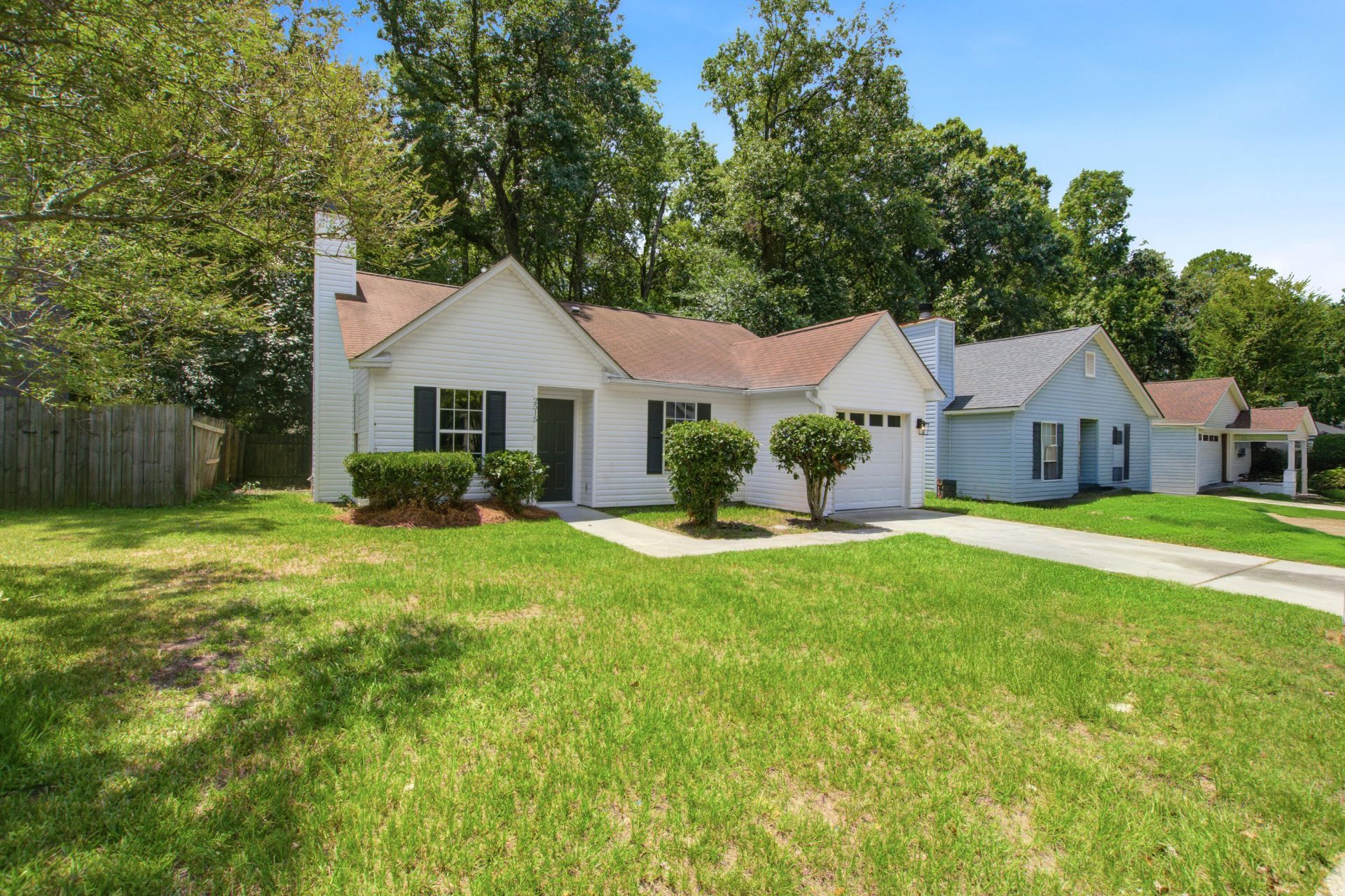 2515 Realm Street Photo 8