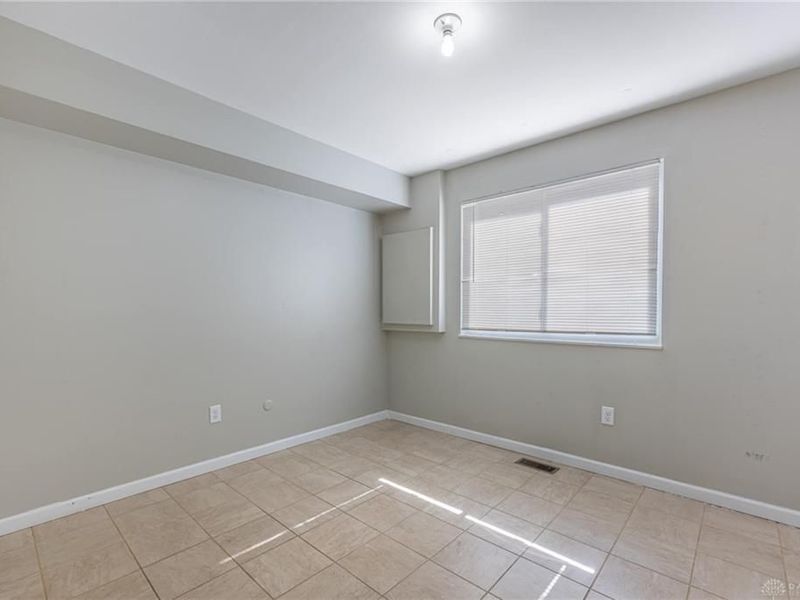 5625 Coach Drive, Unit B, Kettering, OH 45440 Photo 12