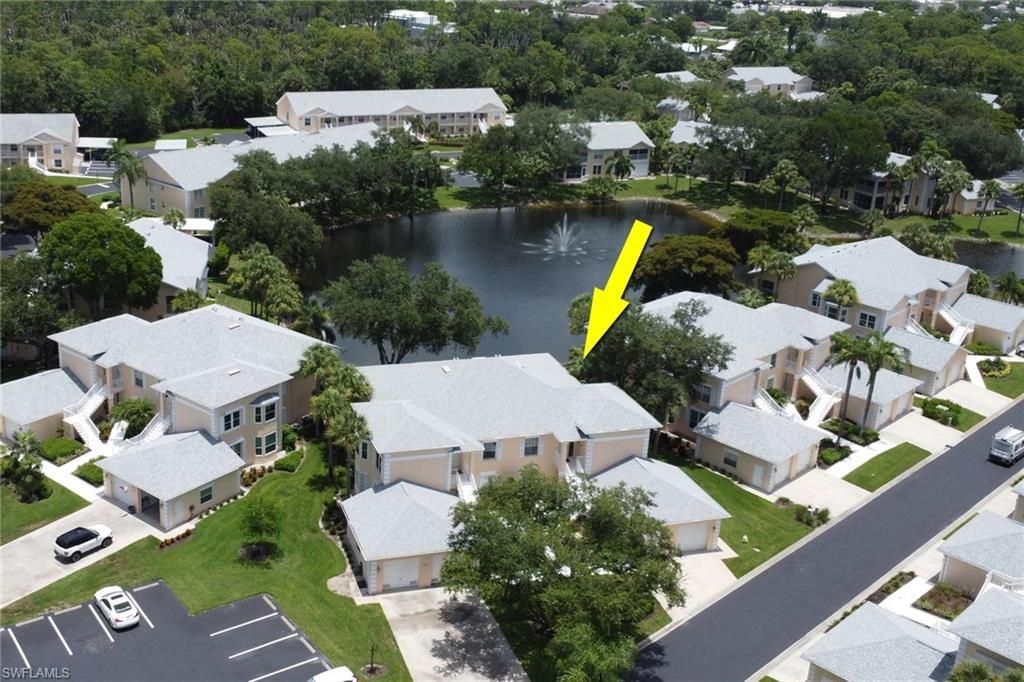 680 Wiggins Lake Dr, Unit 202, Naples, FL 34110 Photo
