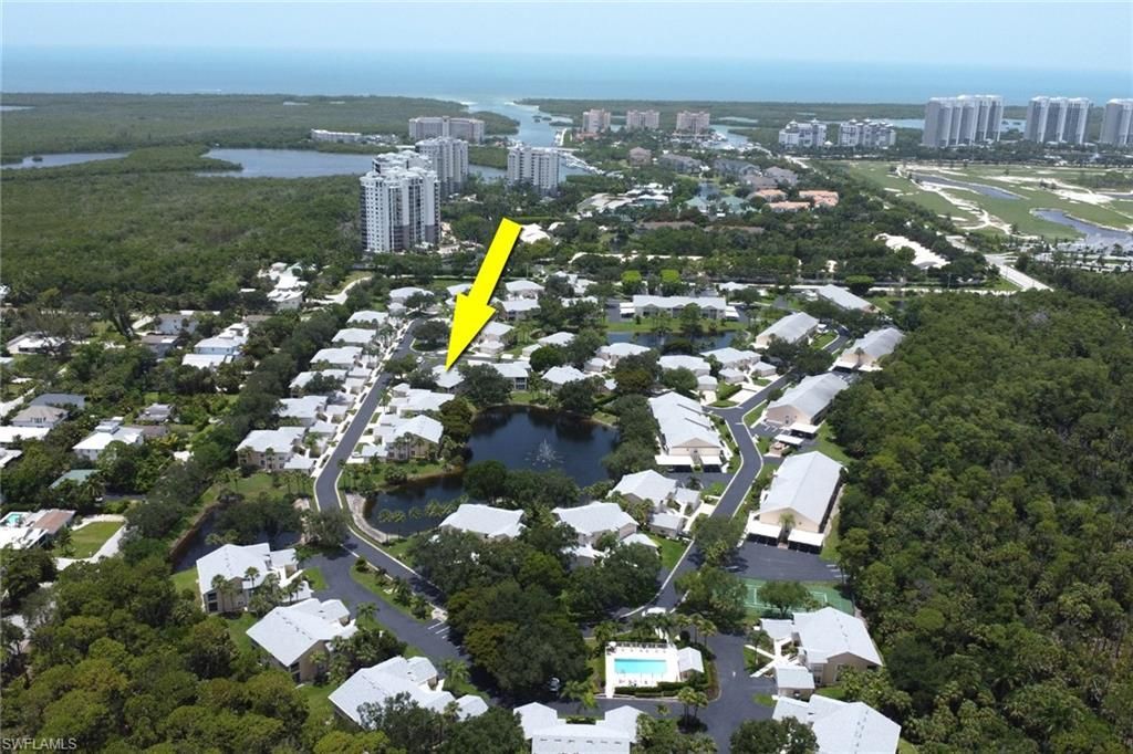 680 Wiggins Lake Dr, Unit 202, Naples, FL 34110 Photo