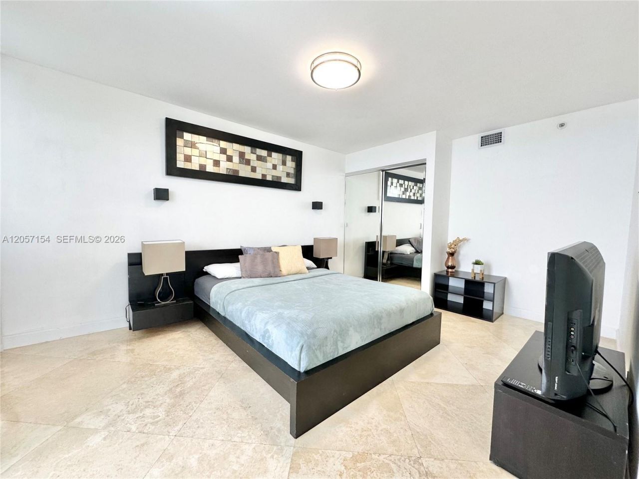 1717 N Bayshore Dr , Unit A-1534, Miami, FL 33132 Photo