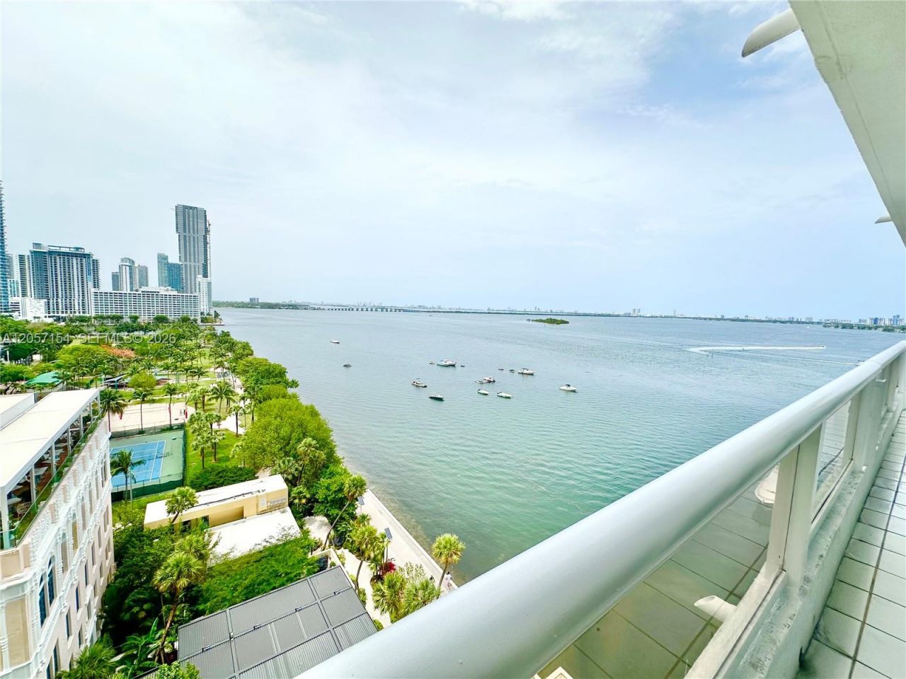 1717 N Bayshore Dr , Unit A-1534, Miami, FL 33132 Photo